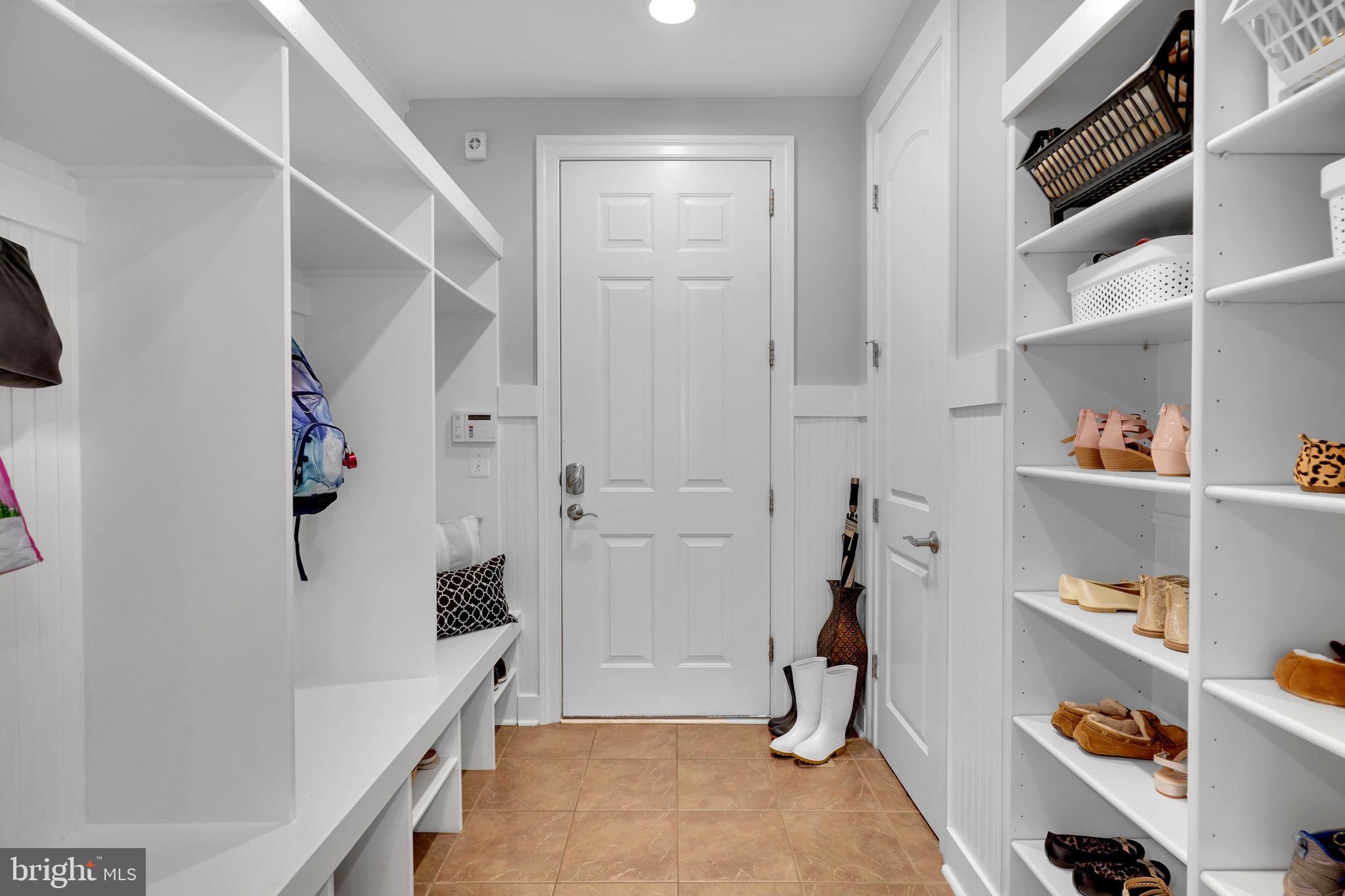 421 Cynthia Lane Northeast Vienna, VA 22180 - Photo 22 of 67 Mudroom