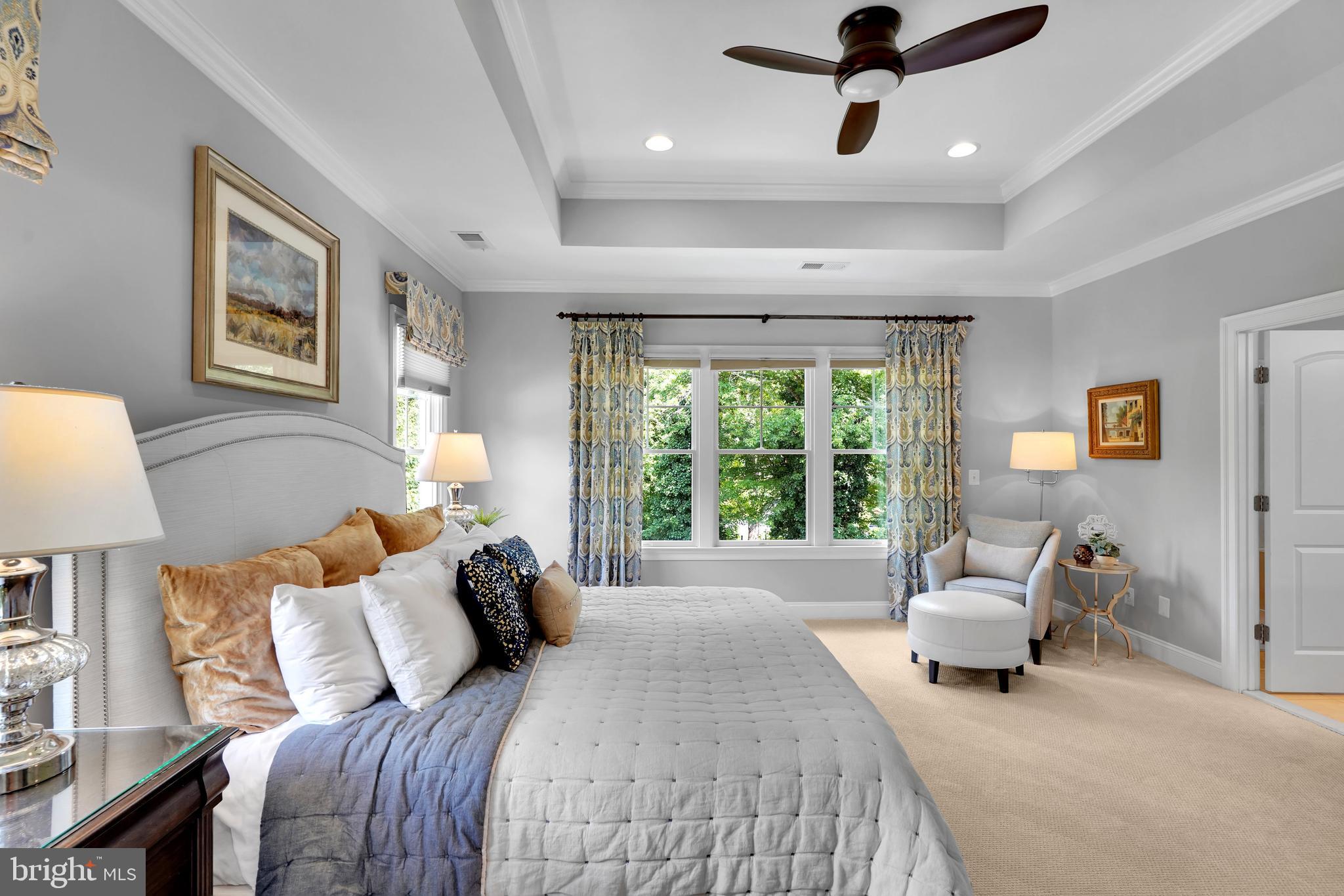 421 Cynthia Lane Northeast Vienna, VA 22180 - Photo 25 of 67 Primary bedroom