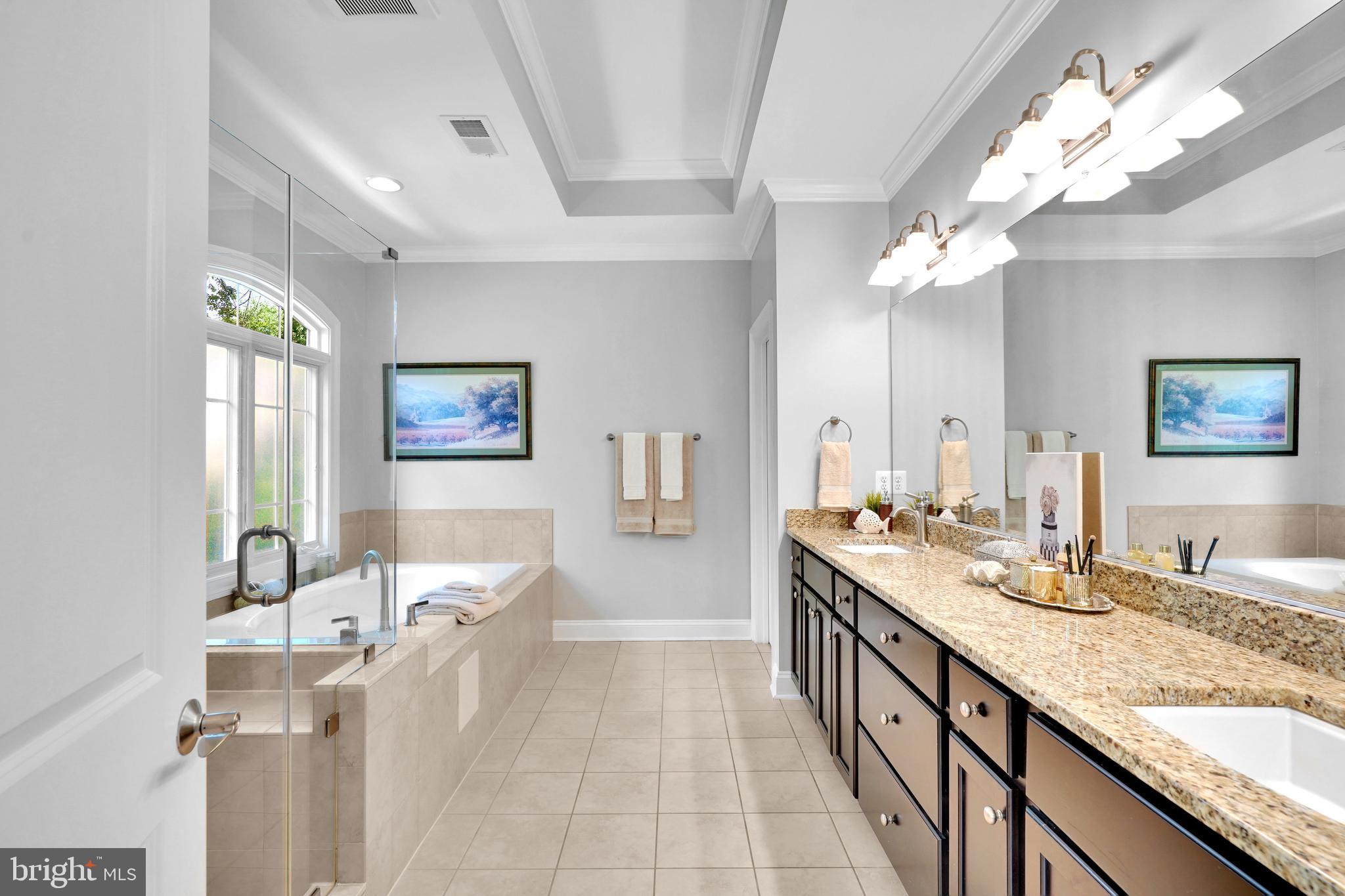 421 Cynthia Lane Northeast Vienna, VA 22180 - Photo 26 of 67 Primary bath