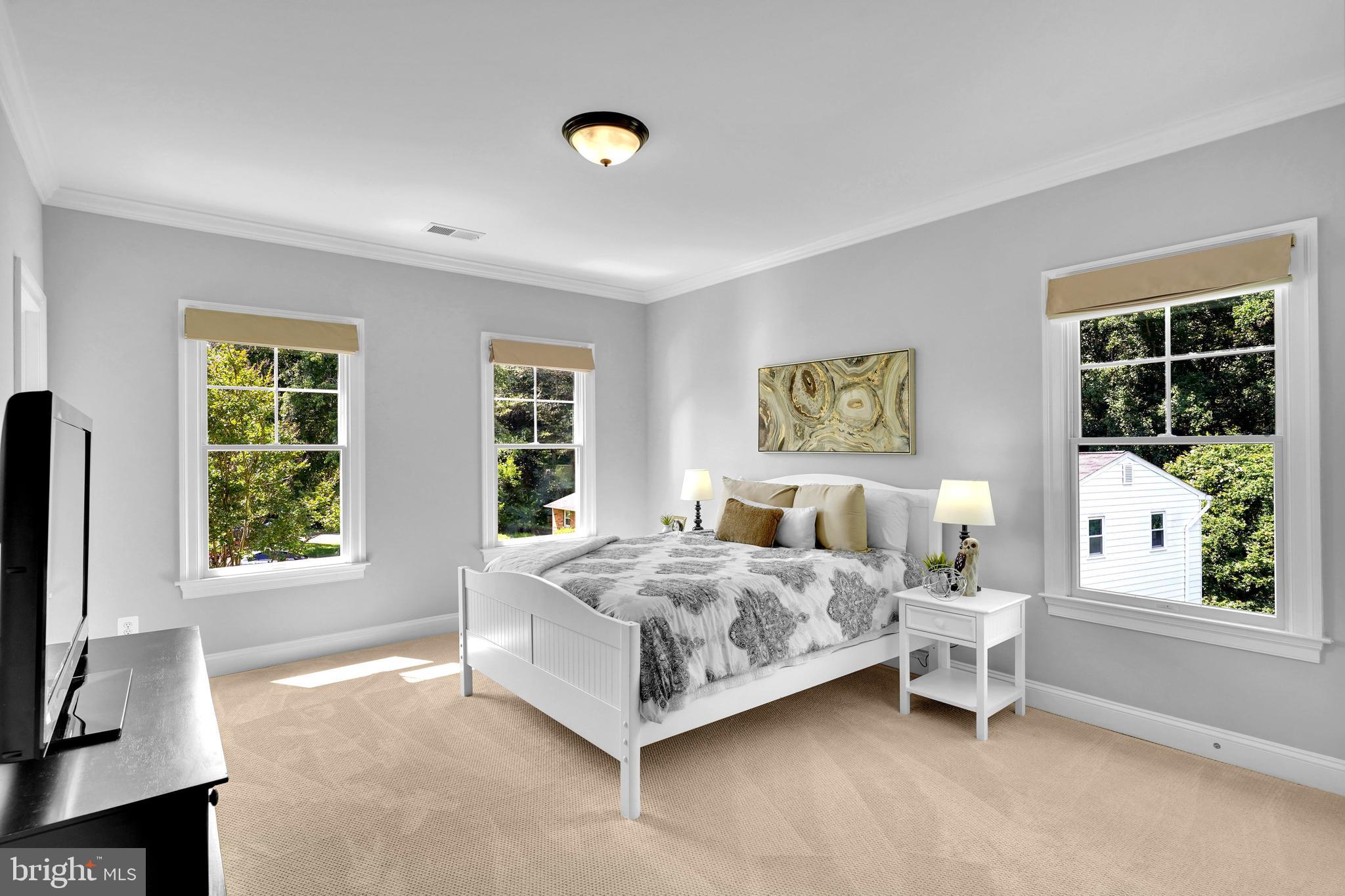 421 Cynthia Lane Northeast Vienna, VA 22180 - Photo 37 of 67 Bedroom 4