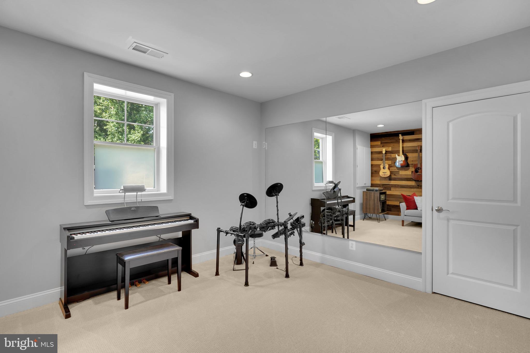 421 Cynthia Lane Northeast Vienna, VA 22180 - Photo 43 of 67 Music room/Bonus Room/Bedroom 6