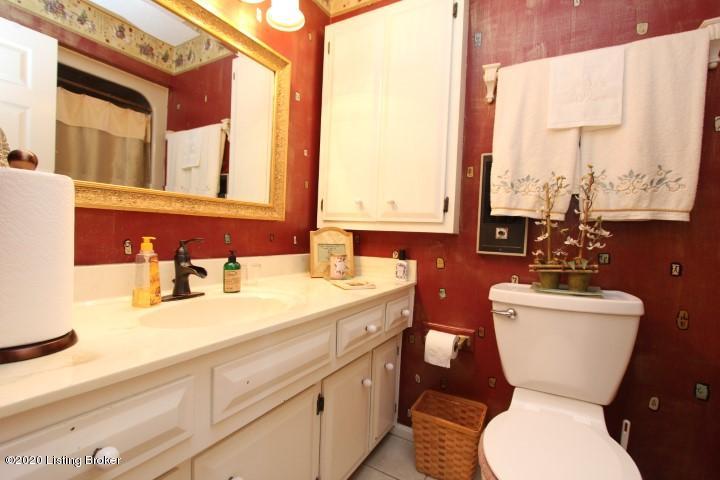 1351 Johnson Road Lawrenceburg, KY 40342 - Photo 11 of 42 IMG_3094 (Small)