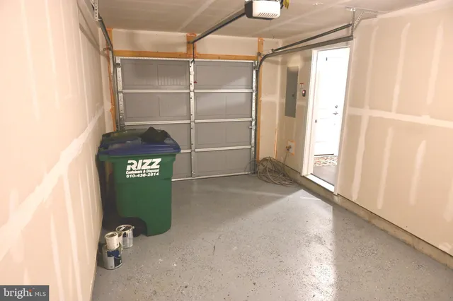 $379,900 | 7551 Clayton Avenue, Coopersburg, PA 18036