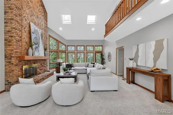 $1,200,000 | 12815 Topping Manor Drive, Town and Country, MO 63131