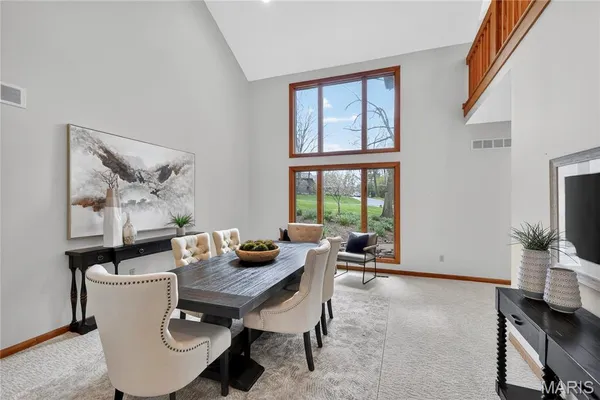 $1,200,000 | 12815 Topping Manor Drive, Town and Country, MO 63131