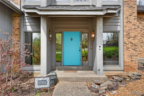 $1,200,000 | 12815 Topping Manor Drive, Town and Country, MO 63131