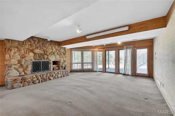 $1,200,000 | 12815 Topping Manor Drive, Town and Country, MO 63131