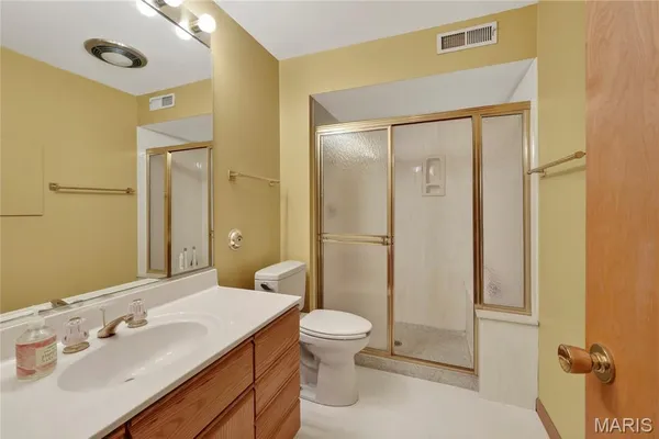 $1,200,000 | 12815 Topping Manor Drive, Town and Country, MO 63131