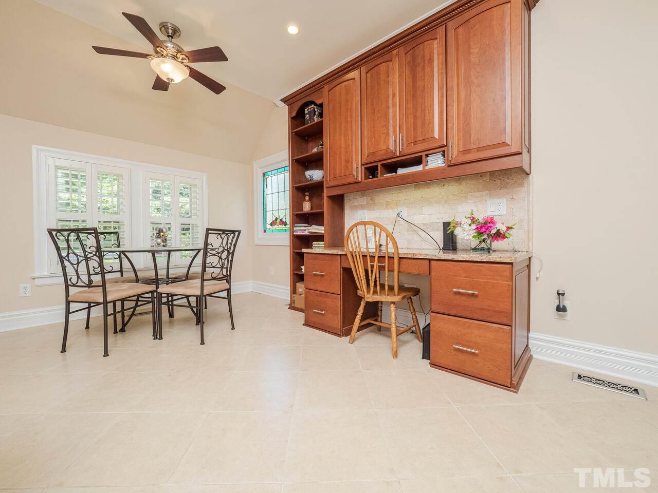 1614 Oberlin Road Raleigh, NC 27608 - Photo 11 of 30