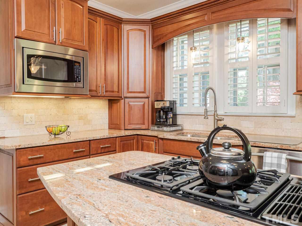 1614 Oberlin Road Raleigh, NC 27608 - Photo 10 of 30