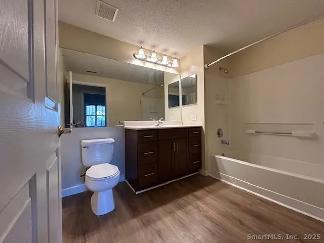 $2,161 | 499 Bedford Street, Unit 436, Stamford, CT 06901