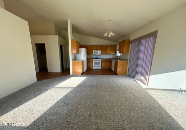 $1,950 | 210 Emigrant Way, Fernley, NV 89408