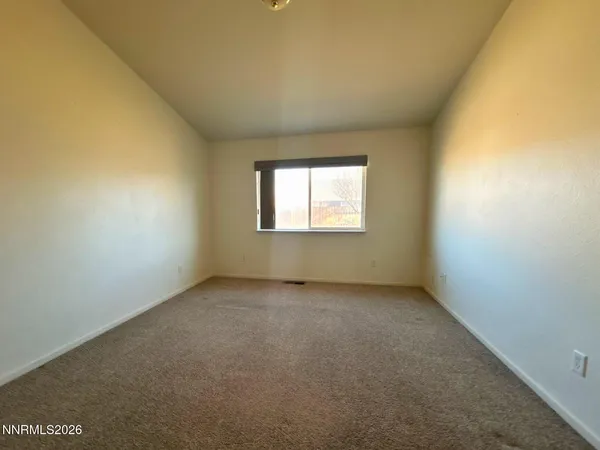 $1,950 | 210 Emigrant Way, Fernley, NV 89408
