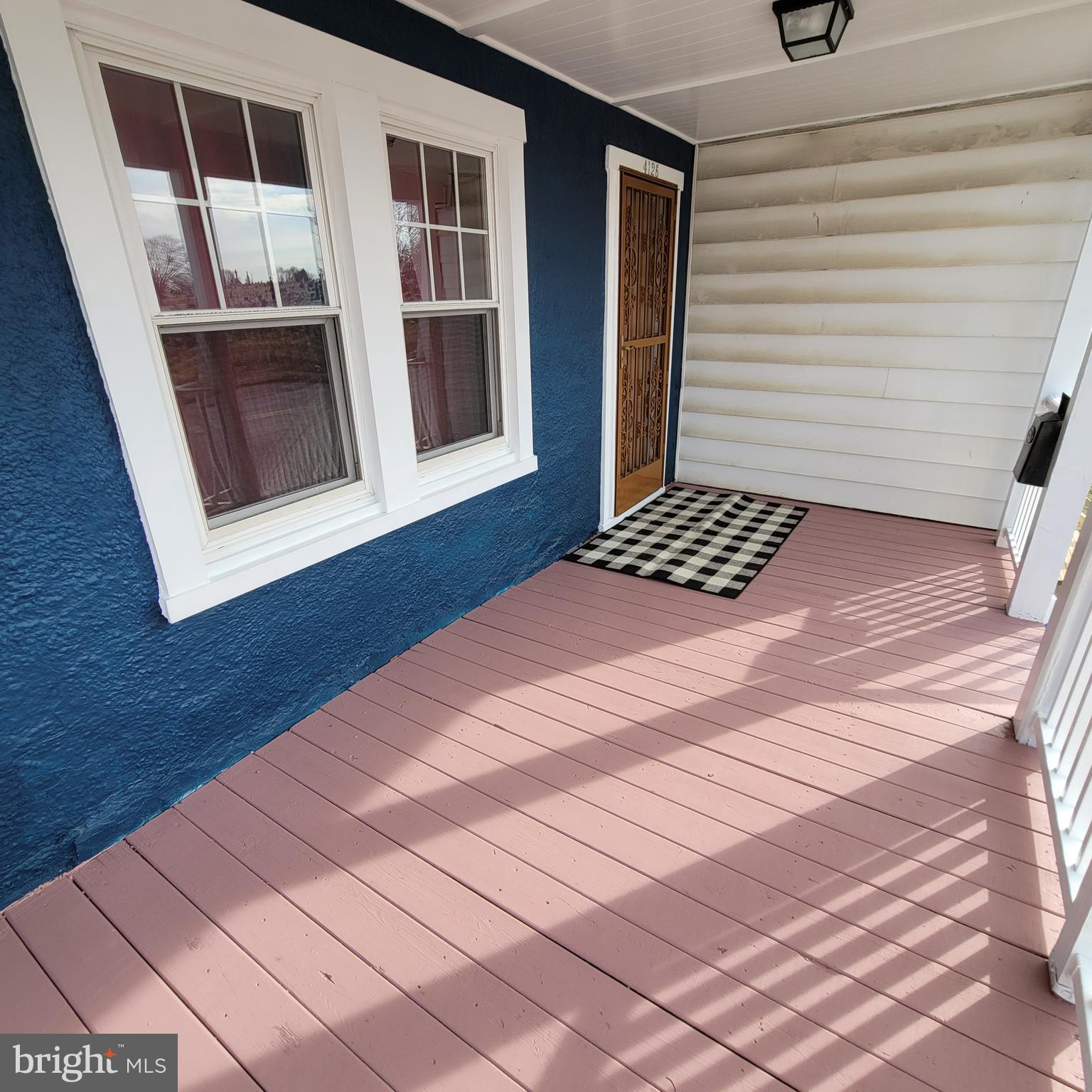 4126 Moravia Road Baltimore, MD 21206 - Photo 6 of 30 Lots of space for relaxation