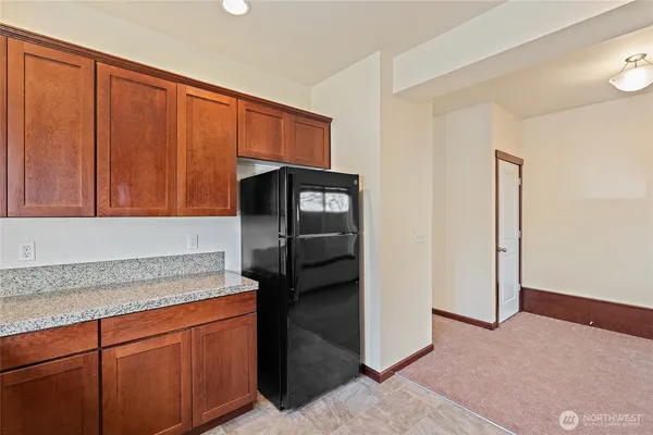 $2,400 | 501 North 105th Street, Unit C, Seattle, WA 98133