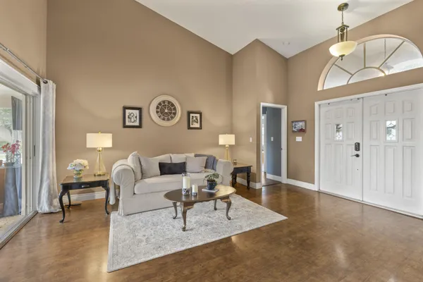 $633,000 | 1183 Lake Breeze Drive, Wellington, FL 33414