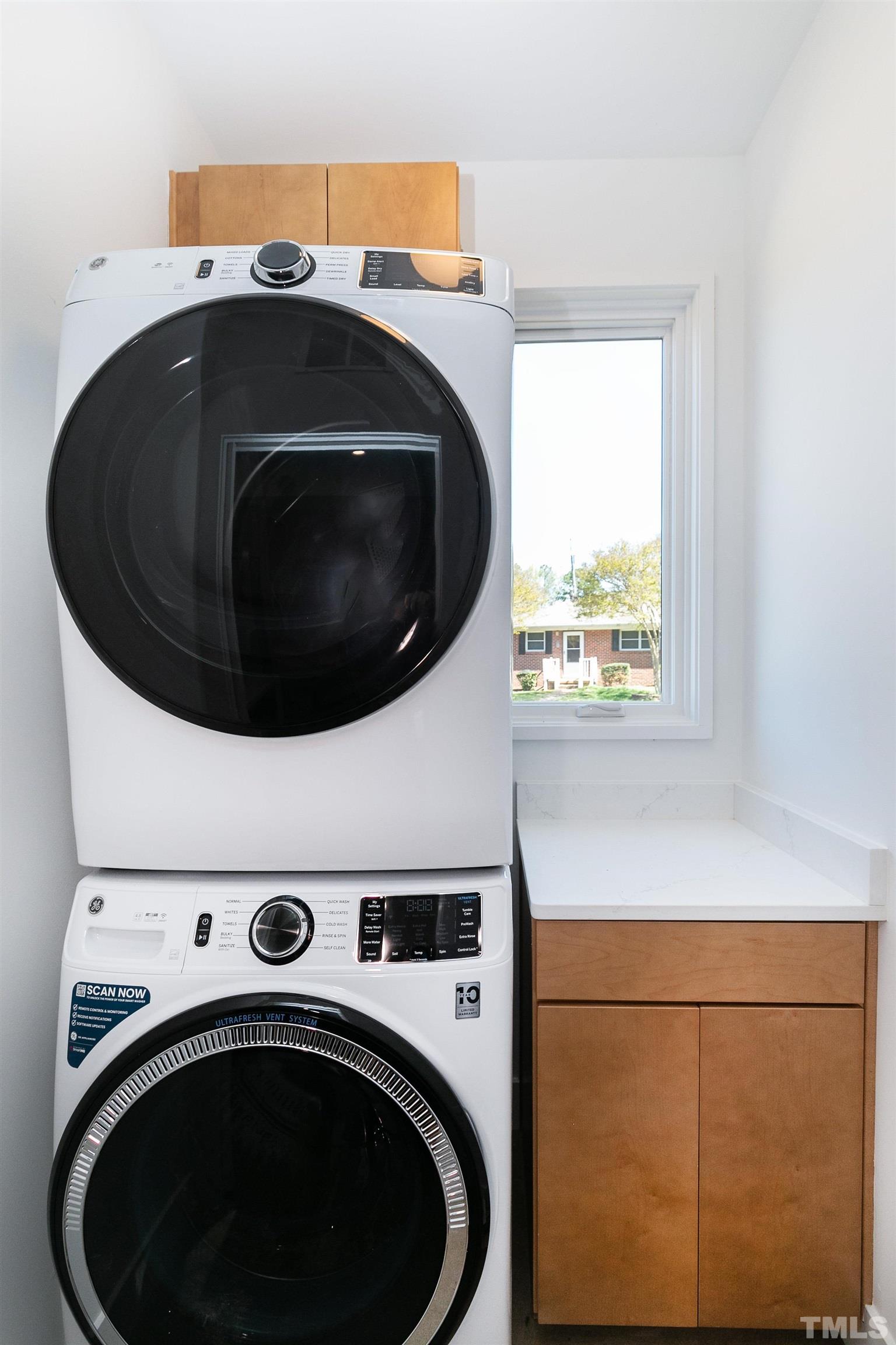2159 Parker Street, Unit B Raleigh, NC 27607 - Photo 15 of 29 a utility room with dryer and washer