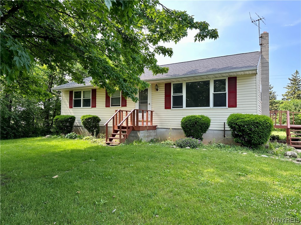 6905 Britt Road Le Roy, NY 14482 - Photo 1 of 1 Front of home
