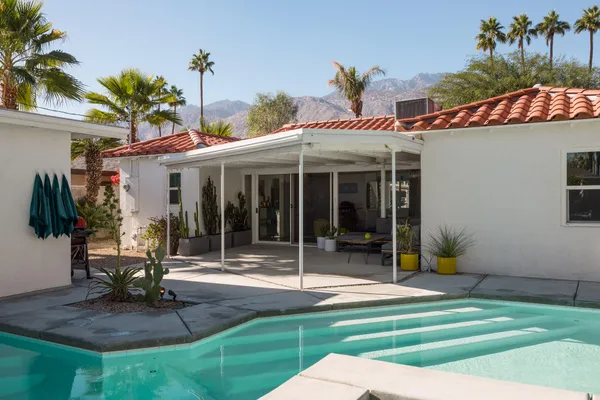 $955,000 | 748 North Calle Rolph, Palm Springs, CA 92262