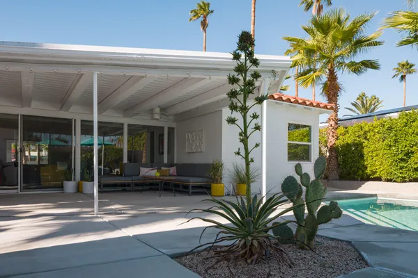 $955,000 | 748 North Calle Rolph, Palm Springs, CA 92262