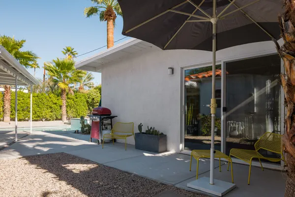 $955,000 | 748 North Calle Rolph, Palm Springs, CA 92262