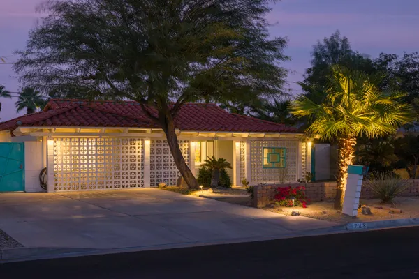 $955,000 | 748 North Calle Rolph, Palm Springs, CA 92262