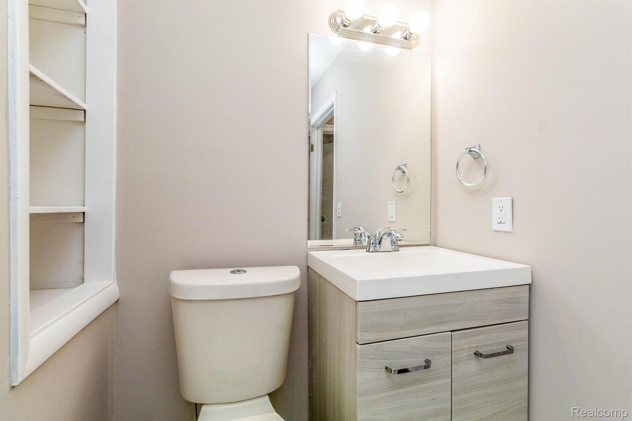 13014 Toepfer Road Warren, MI 48089 - Photo 14 of 36 Gallery Image 14