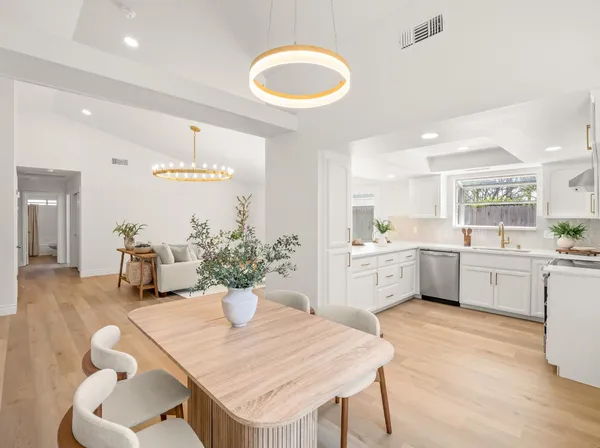 $455,000 | 1115 West Minarets Avenue, Fresno, CA 93650