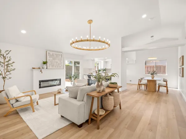 $455,000 | 1115 West Minarets Avenue, Fresno, CA 93650