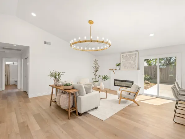 $455,000 | 1115 West Minarets Avenue, Fresno, CA 93650