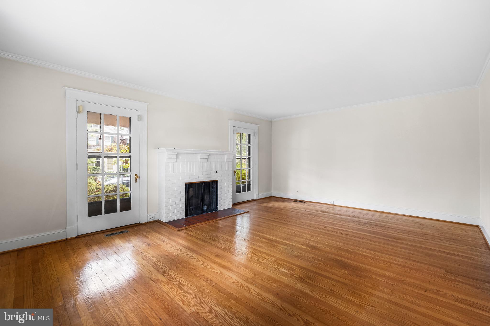 301 Hopkins Road Baltimore, MD 21212 - Photo 4 of 24