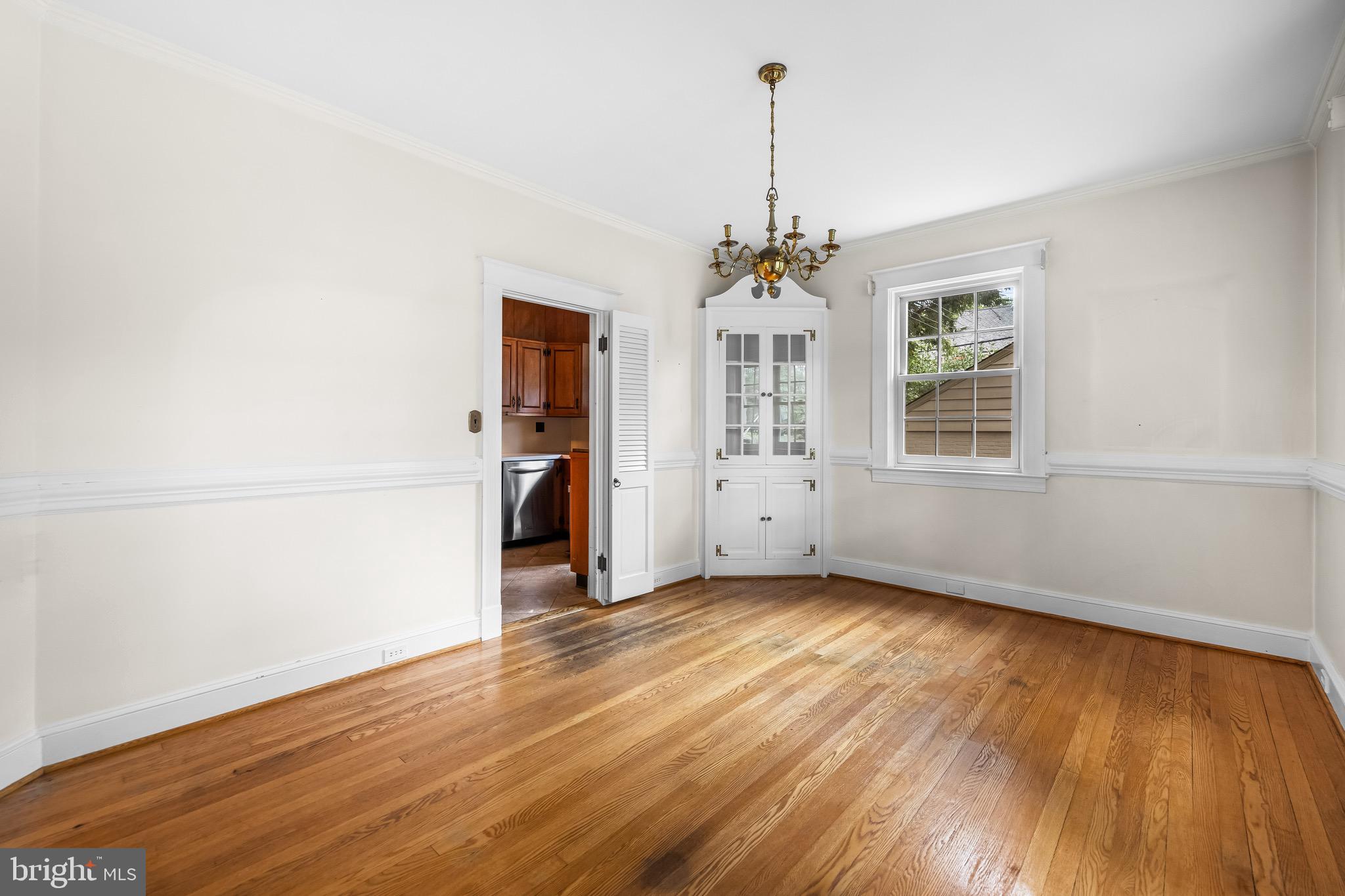 301 Hopkins Road Baltimore, MD 21212 - Photo 8 of 24