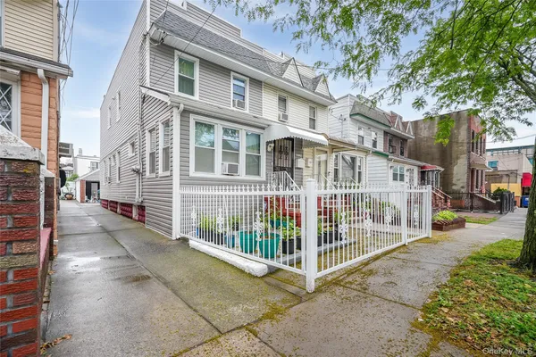$900,000 | 103-27 109th Street | South Richmond Hill