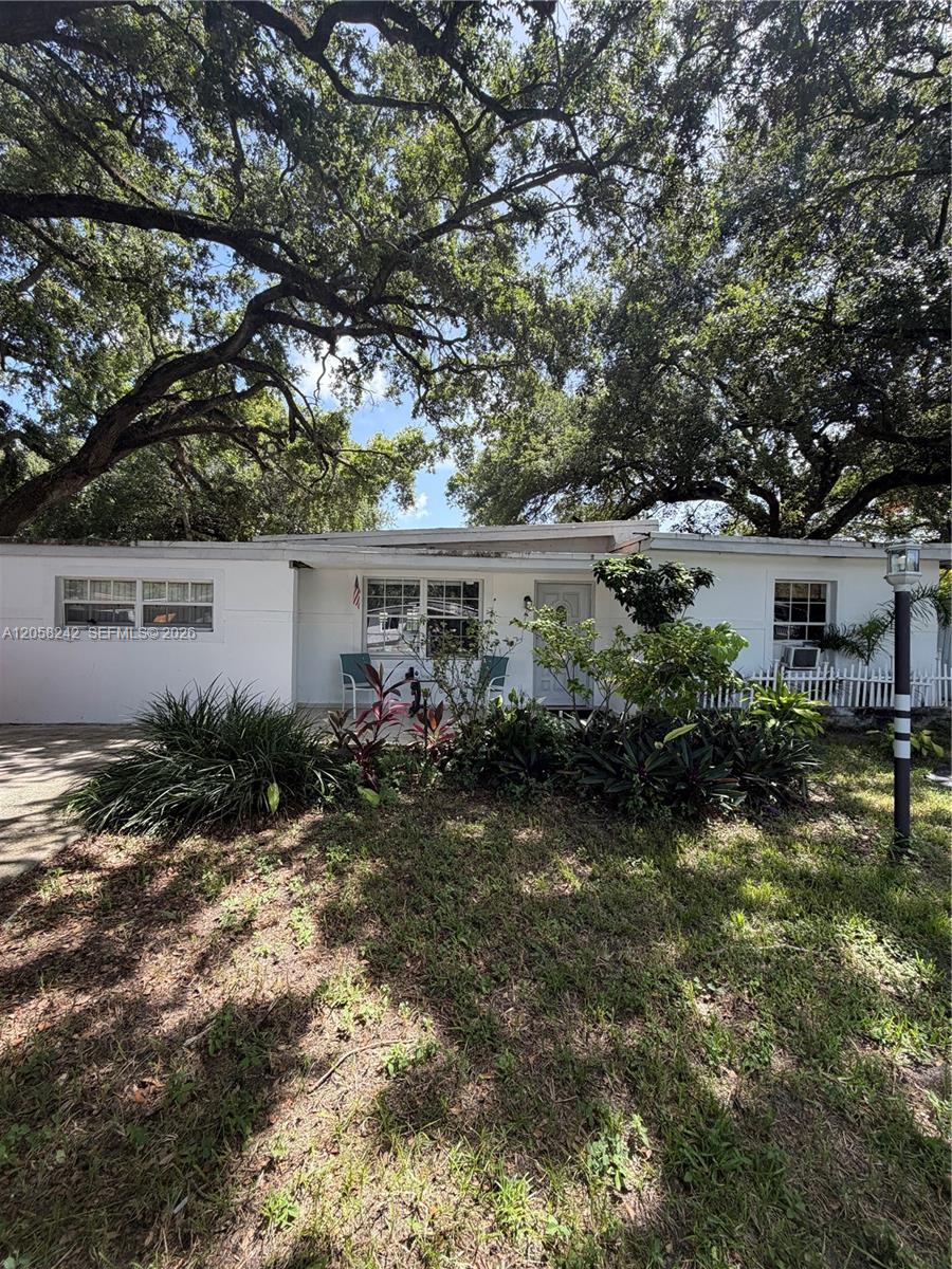 107 Edmund Road West Park, FL 33023 - Photo 2 of 19 Gallery Image 2