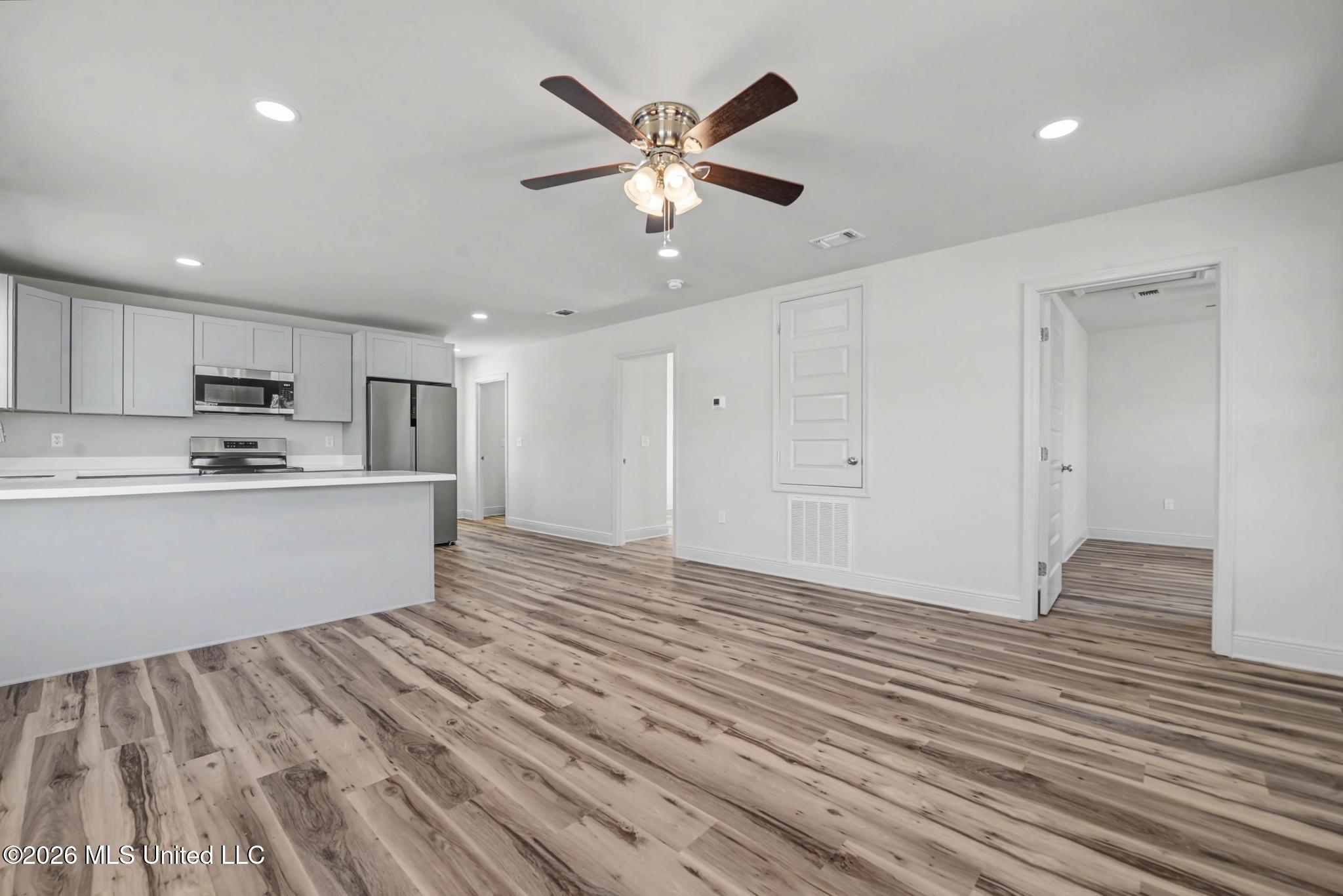 4416 Beatline Road Long Beach, MS 39560 - Photo 5 of 26 005