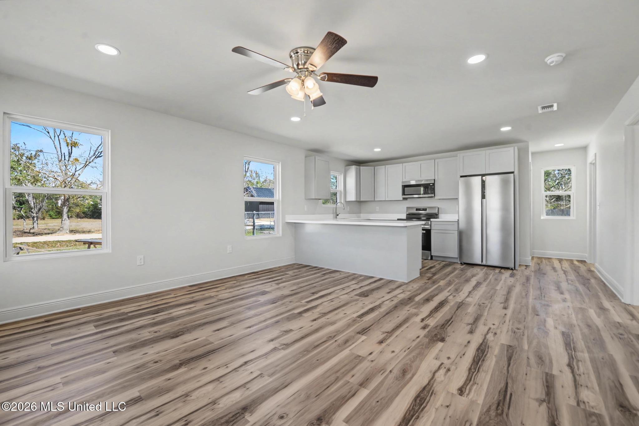 4416 Beatline Road Long Beach, MS 39560 - Photo 6 of 26 006