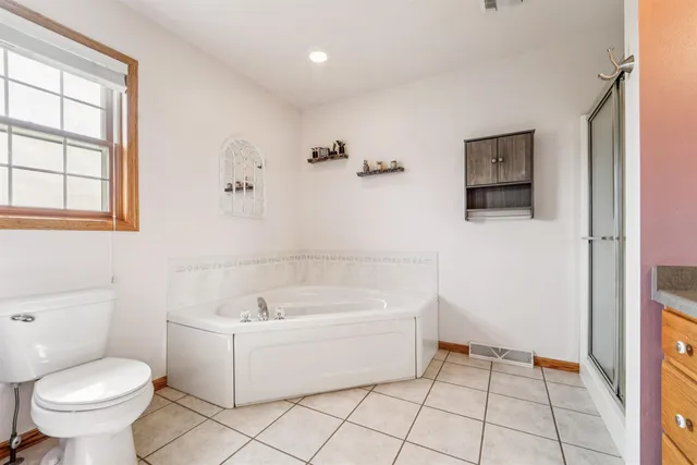 $489,900 | 305 Morgan Lane, Beaver Dam, WI 53916