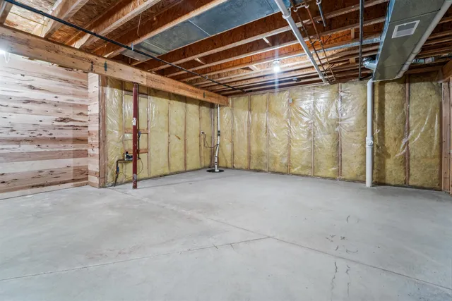 $489,900 | 305 Morgan Lane, Beaver Dam, WI 53916