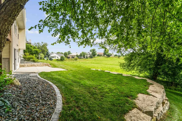 $489,900 | 305 Morgan Lane, Beaver Dam, WI 53916