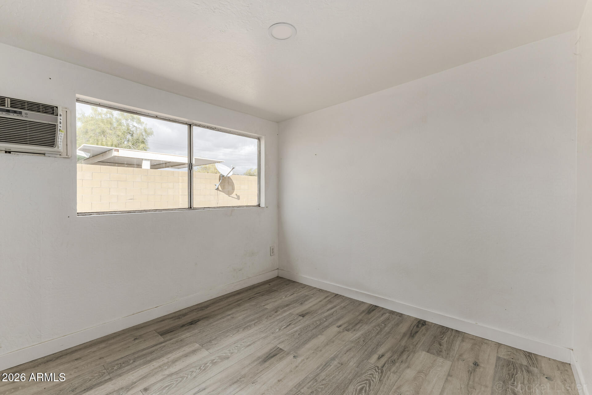 18442 North 1st Street Phoenix, AZ 85022 - Photo 15 of 23 Bedroom