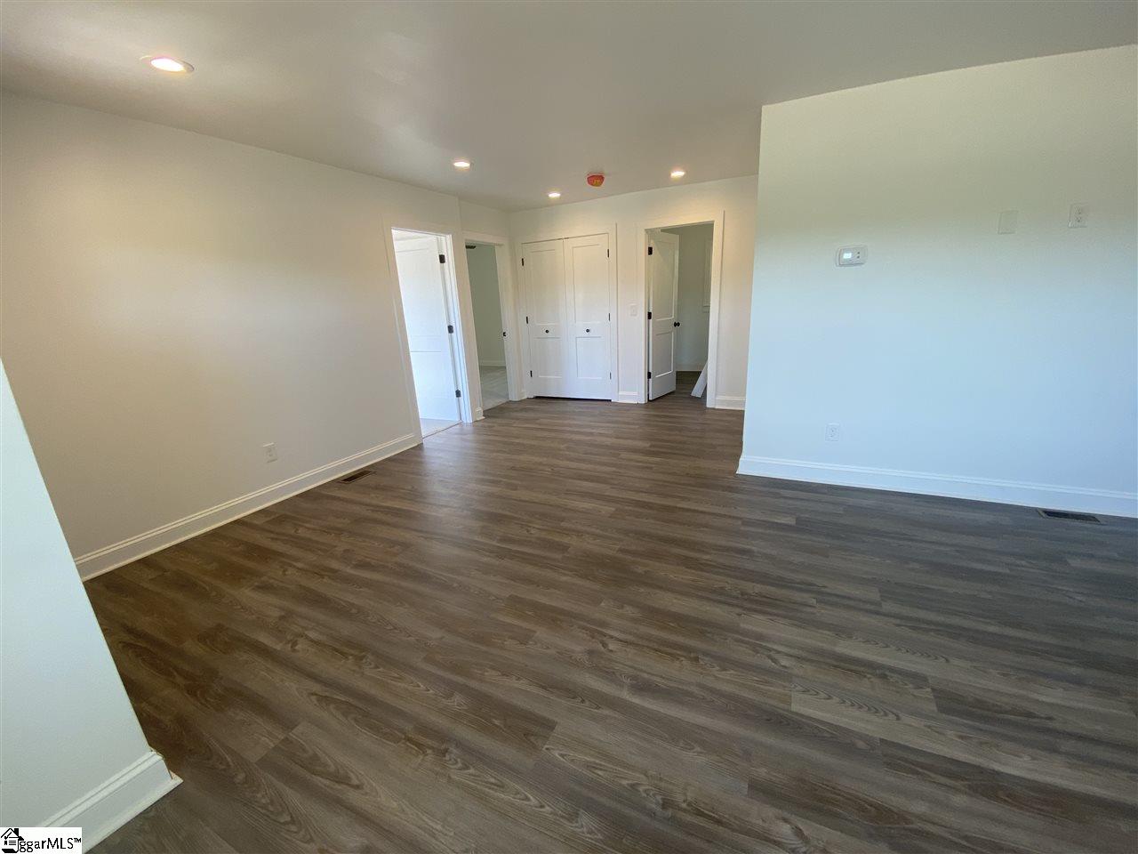 307 Fork Road Fountain Inn, SC 29644 - Photo 4 of 15 Gallery Image 4