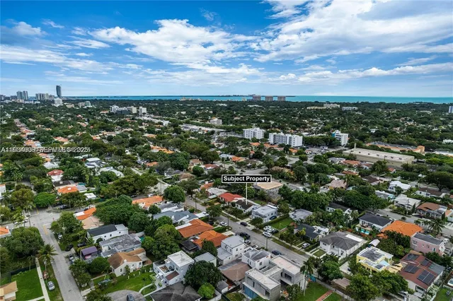 $1,900 | Shenandoah, Miami, FL 33145