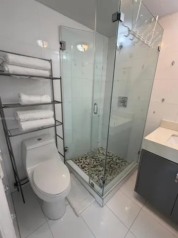 $1,900 | Shenandoah, Miami, FL 33145