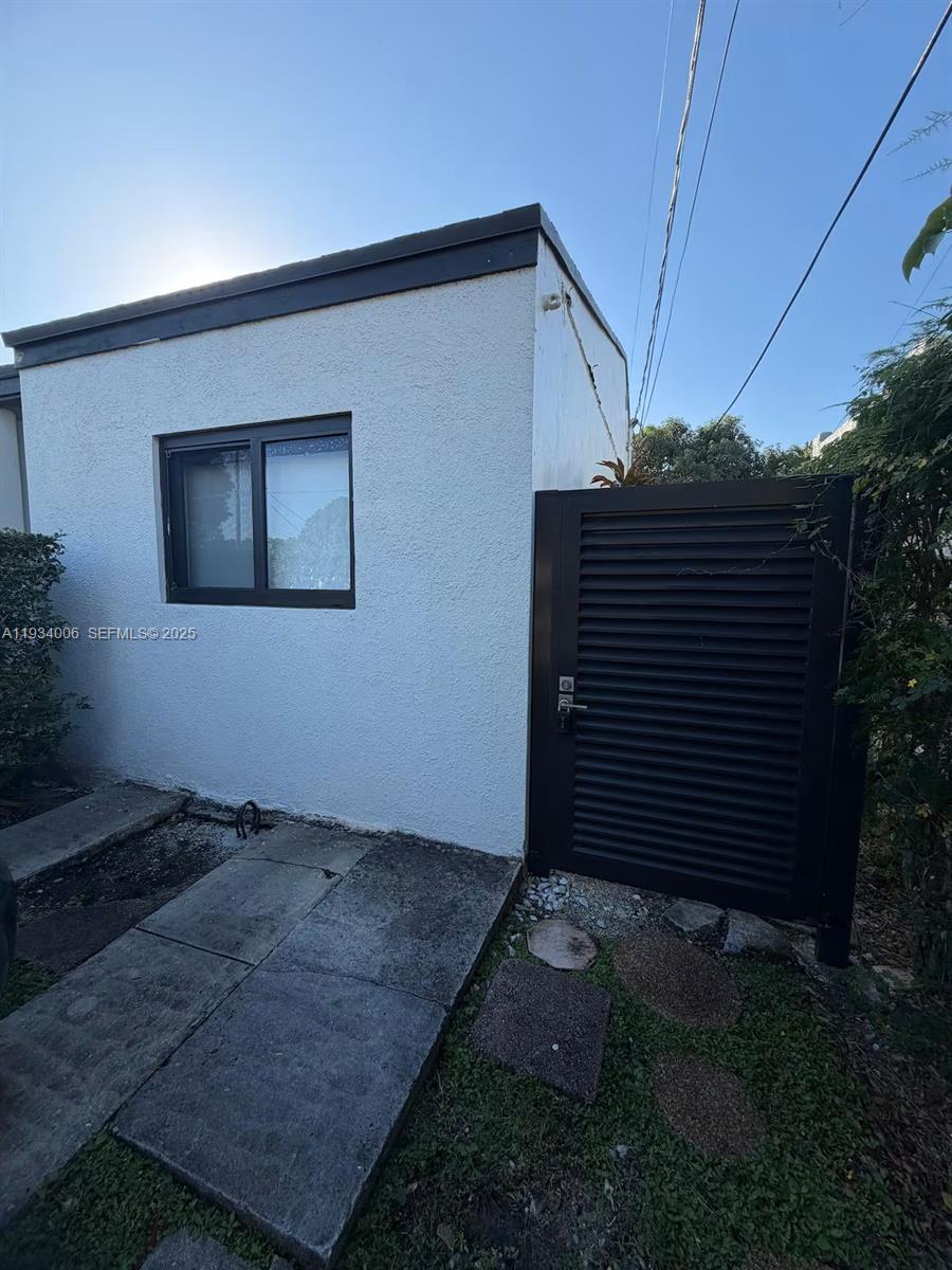 Shenandoah Miami, FL 33145 - Photo 10 of 13