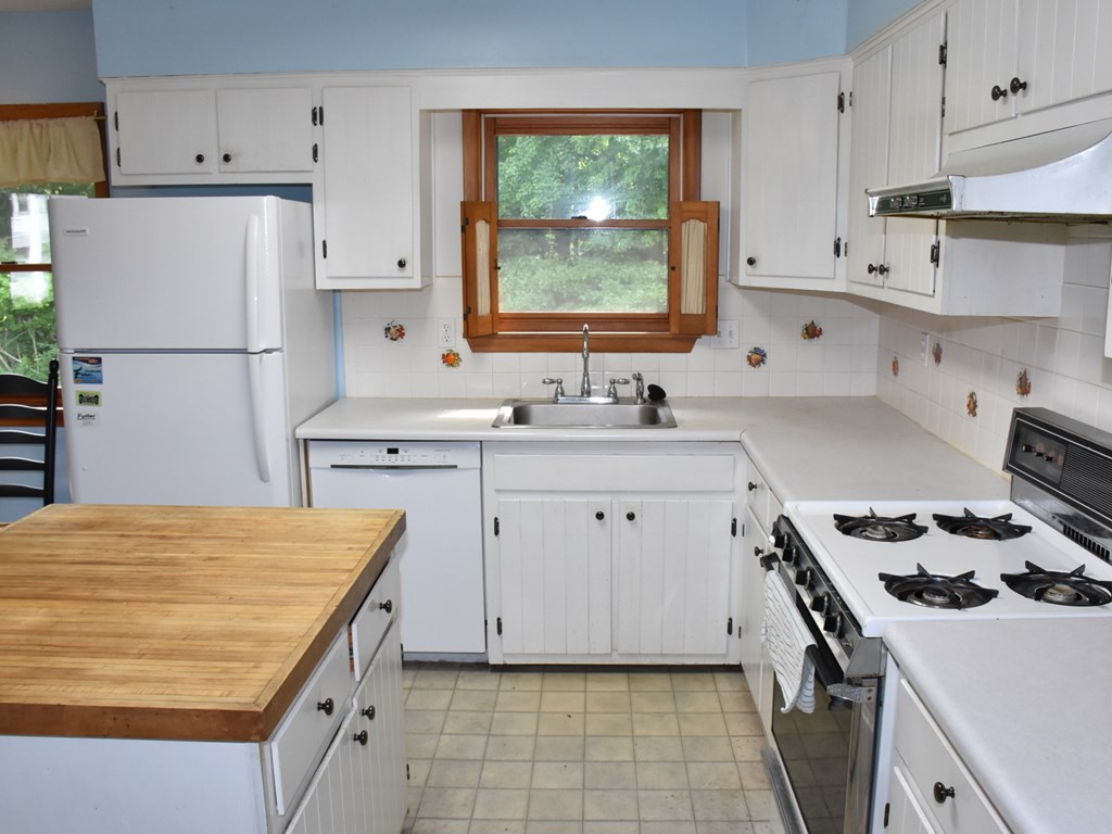 711 Ravine Street Meadville, PA 16335 - Photo 7 of 27