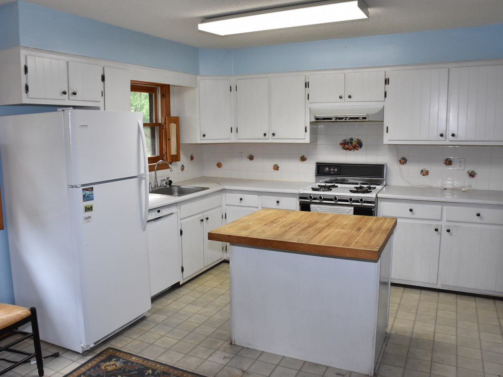 711 Ravine Street Meadville, PA 16335 - Photo 8 of 27