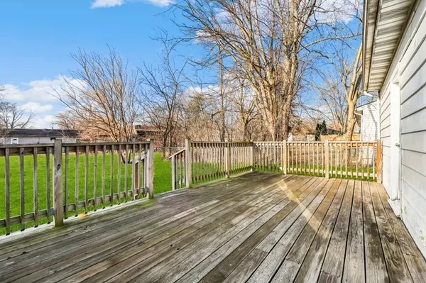 $159,900 | 4201 Birchwood Road, Richton Park, IL 60471