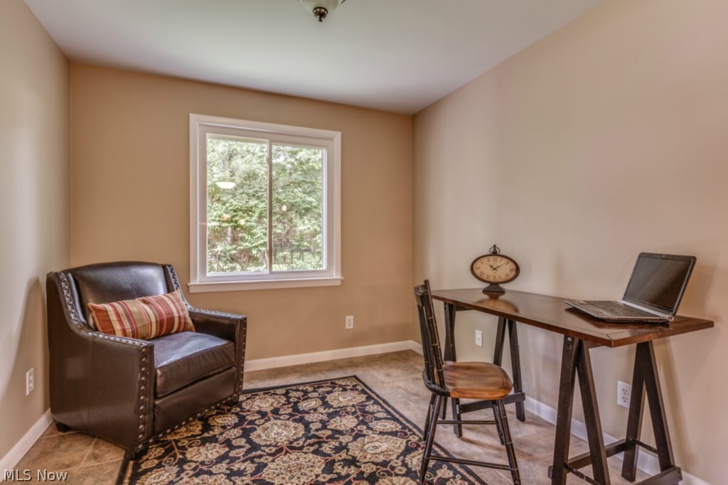 9762 Johnnycake Ridge Road Mentor, OH 44060 - Photo 11 of 23 Gallery Image 11