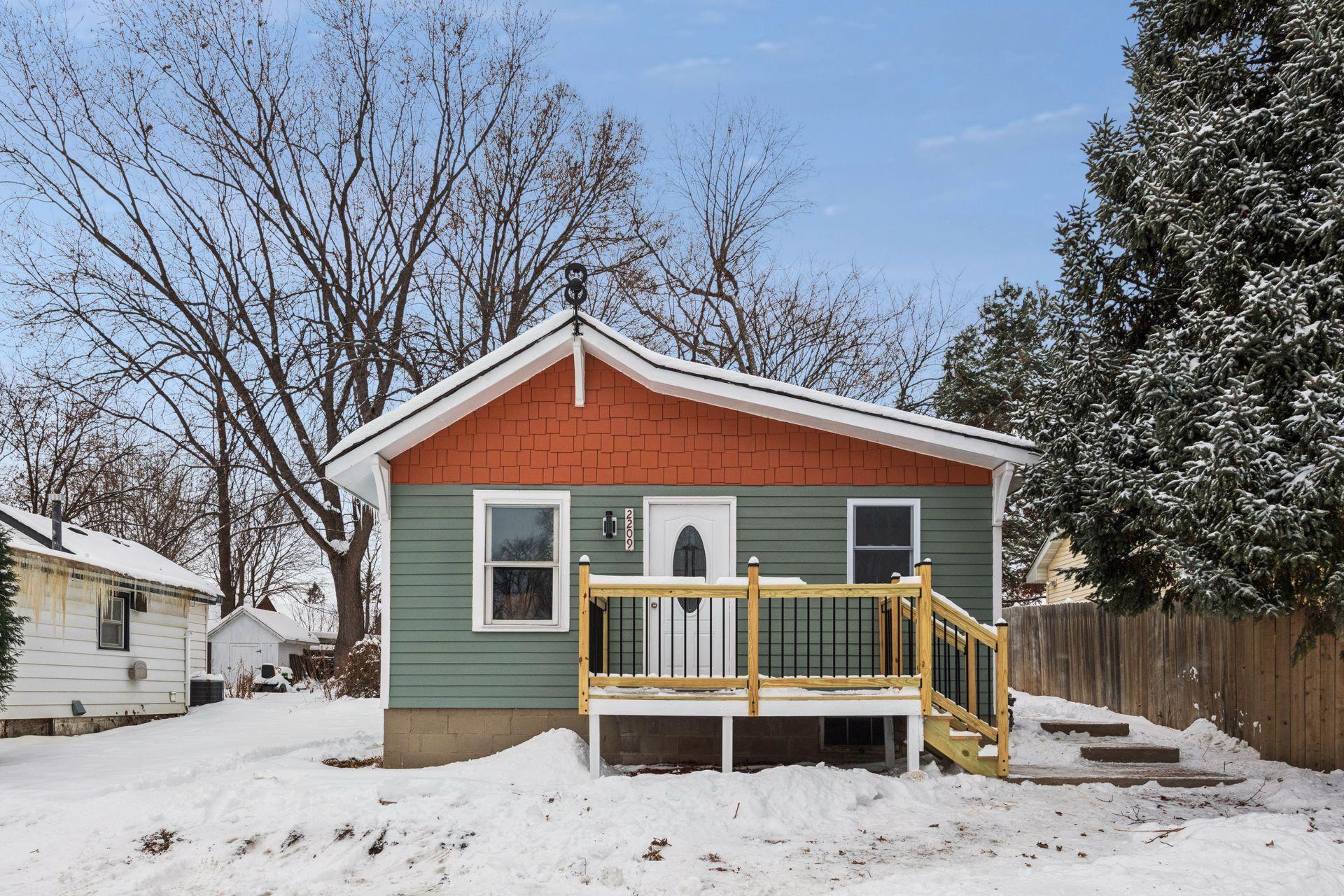 2209 Chateau Lane Mound, MN 55364 - Photo 19 of 69