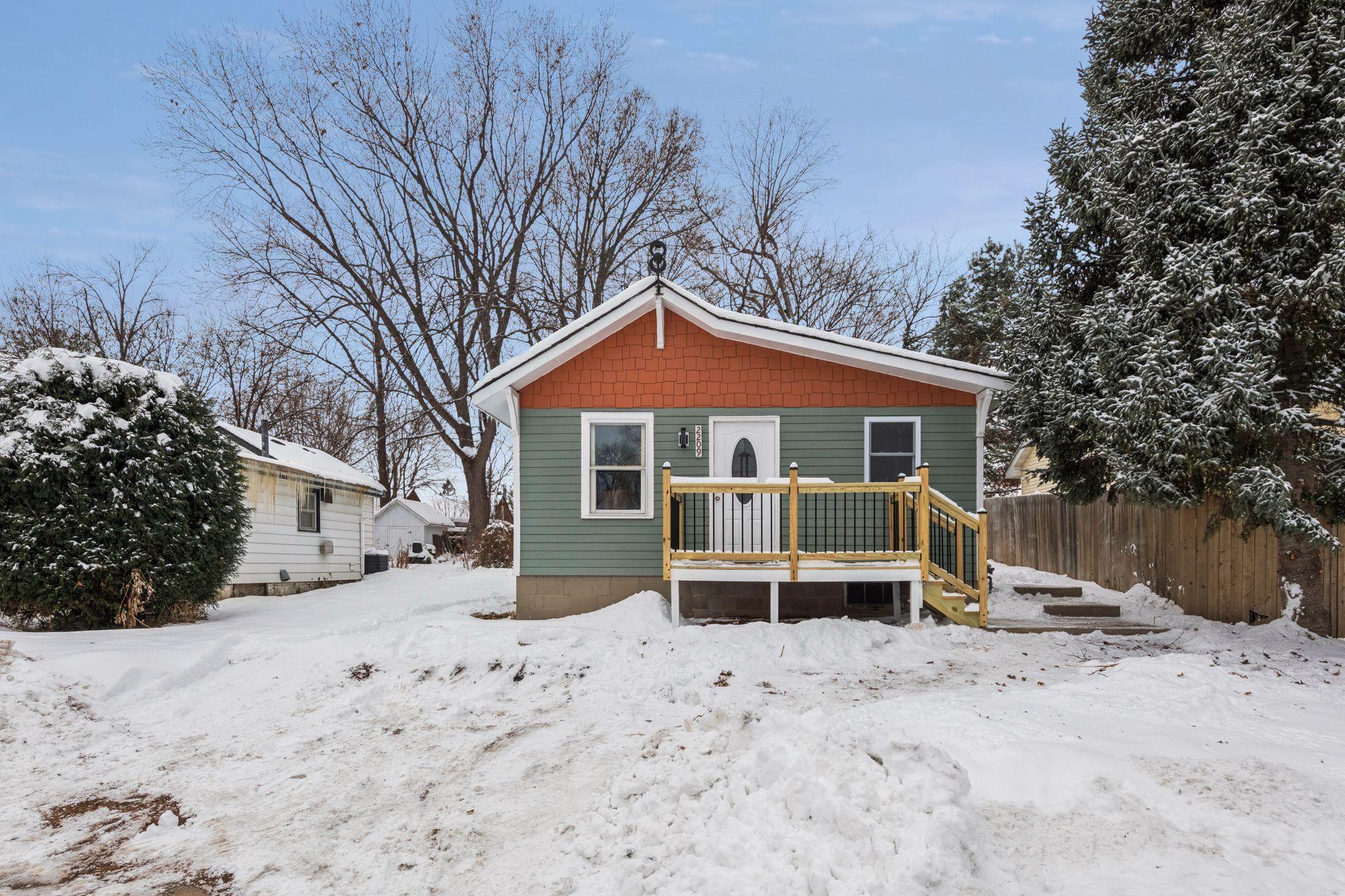 2209 Chateau Lane Mound, MN 55364 - Photo 20 of 69